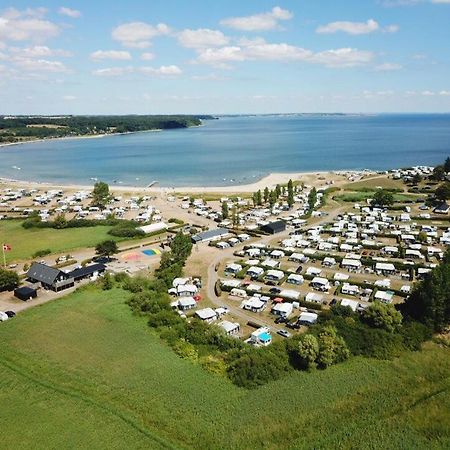 Vikaer Strand Camping & Cottages Diernaes Exterior photo
