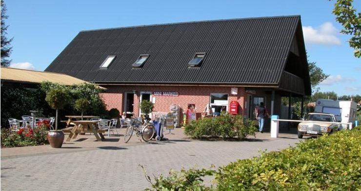 Vikaer Strand Camping & Cottages Diernaes Exterior photo